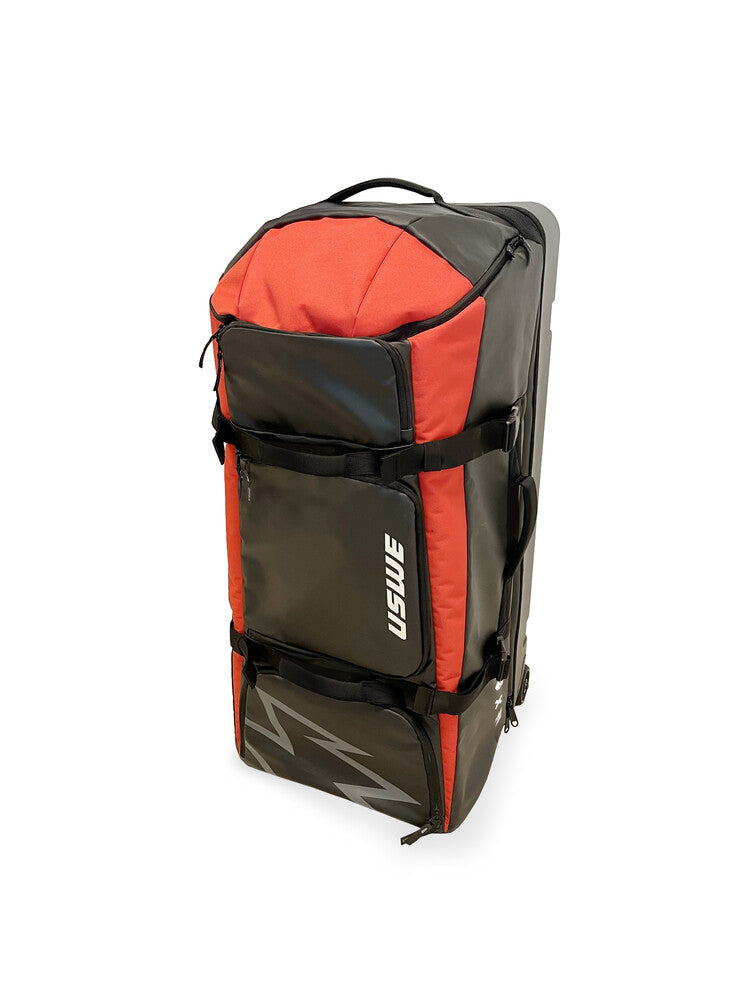 BUDDY 150L ATHLETE GEAR TROLLEY BAG BLACK/USWE RED BUDDY 150L ATHLETE GEAR TROLLEY BAG BLACK/USWE RED